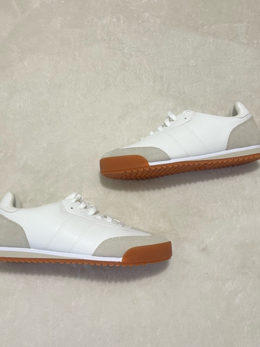 UNIQLO : C Suede Combination Sneakers - Off White - GAT Style